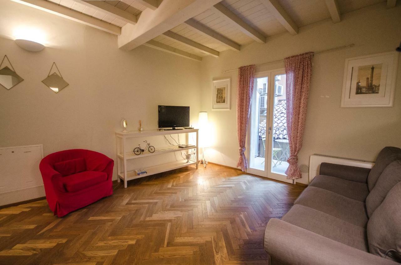 Azeglio Apartment, A Due Passi Da Piazza Maggiore Bologna Exterior foto